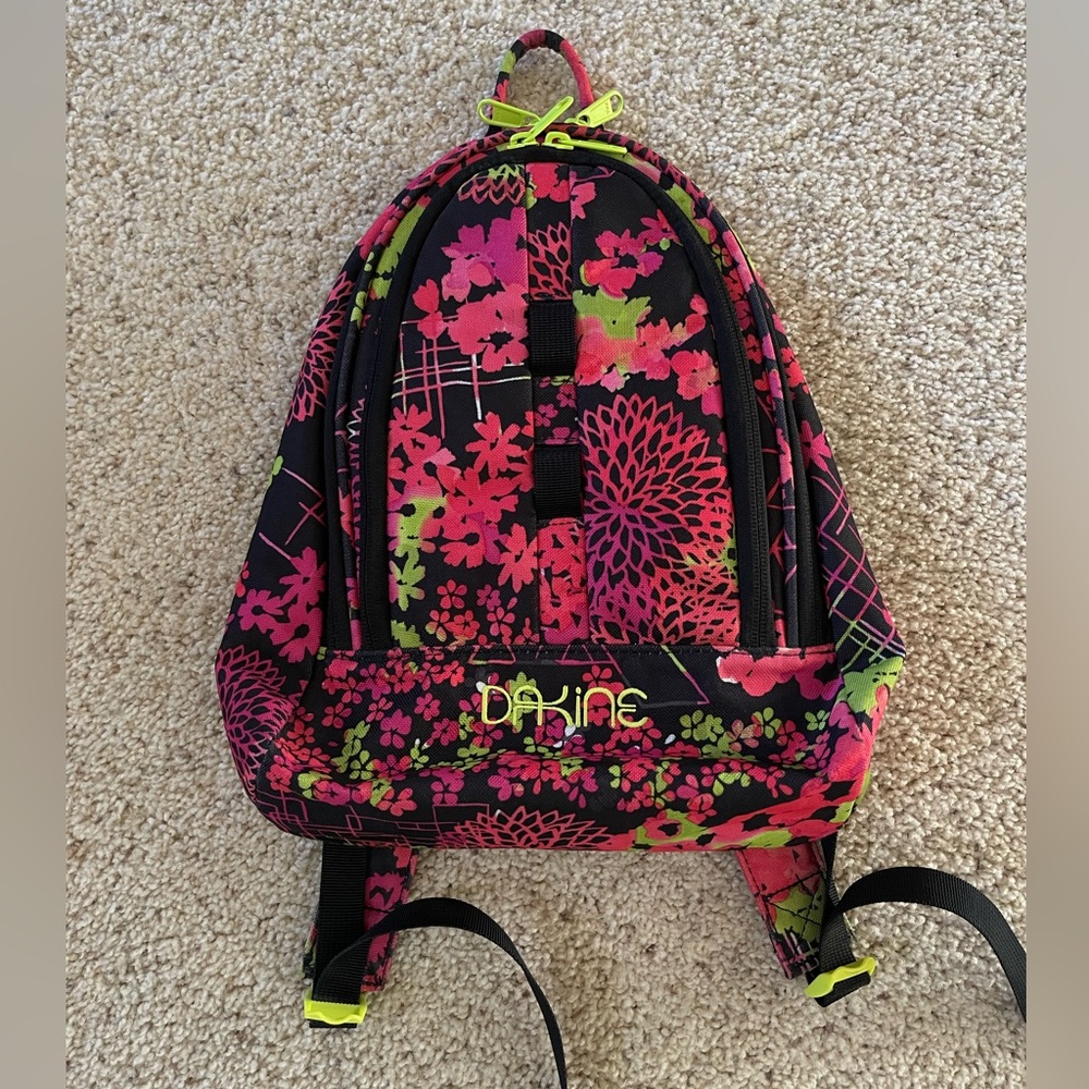 DaKine Cosmo 6.5L Mini Floral Backpack